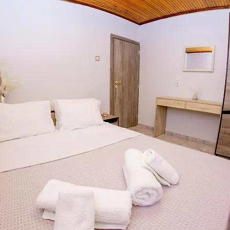 Palm * Nea Kallikrateia